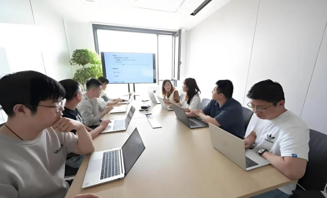 奇门遁甲中地支子意象的决策运用策略